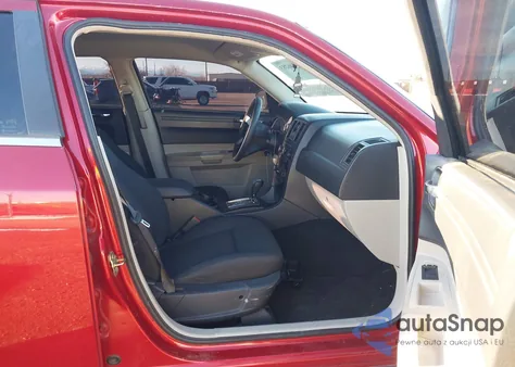 2007 Chrysler 300 из США, поврежденный, VIN 2C3KA43R37H604241